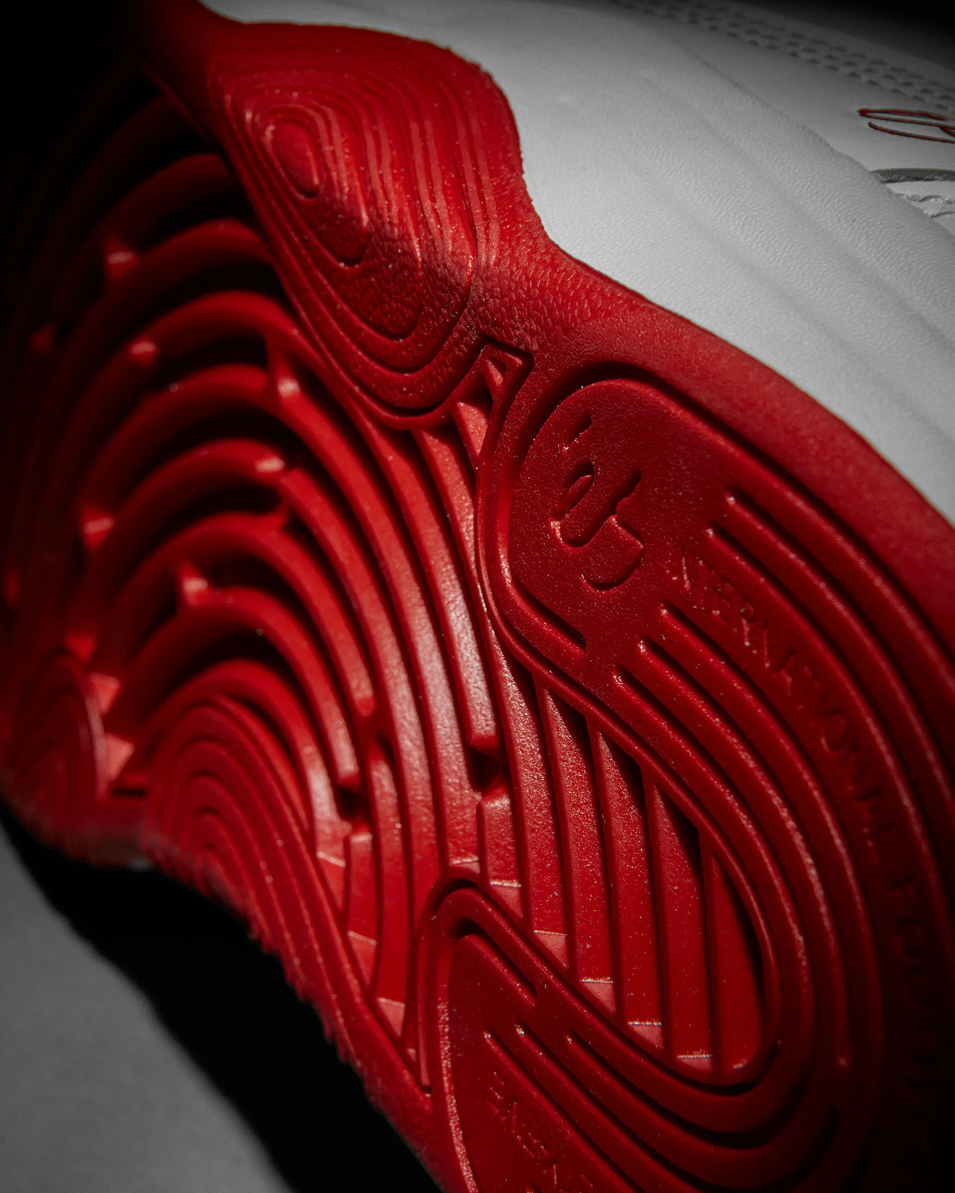 éS - Two Nine 8 Shoes | White Red - Image 8