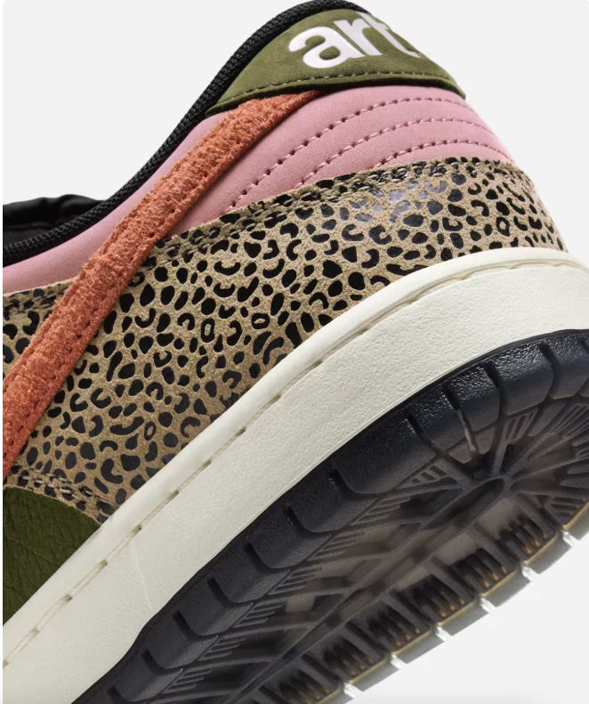Nike SB - Dunk Low Pro QS Shoes | Khaki Rough Green (Arts-Rec) - Image 8