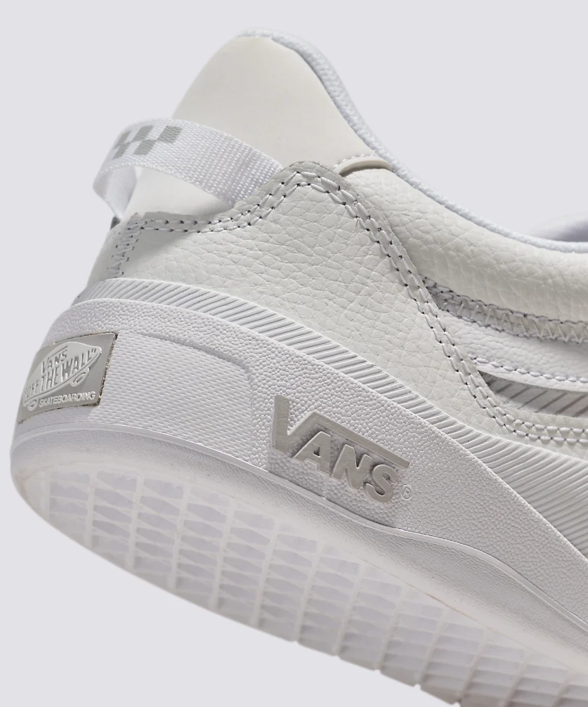 Vans - Skate Wayvee 2 Shoes | White - Image 6