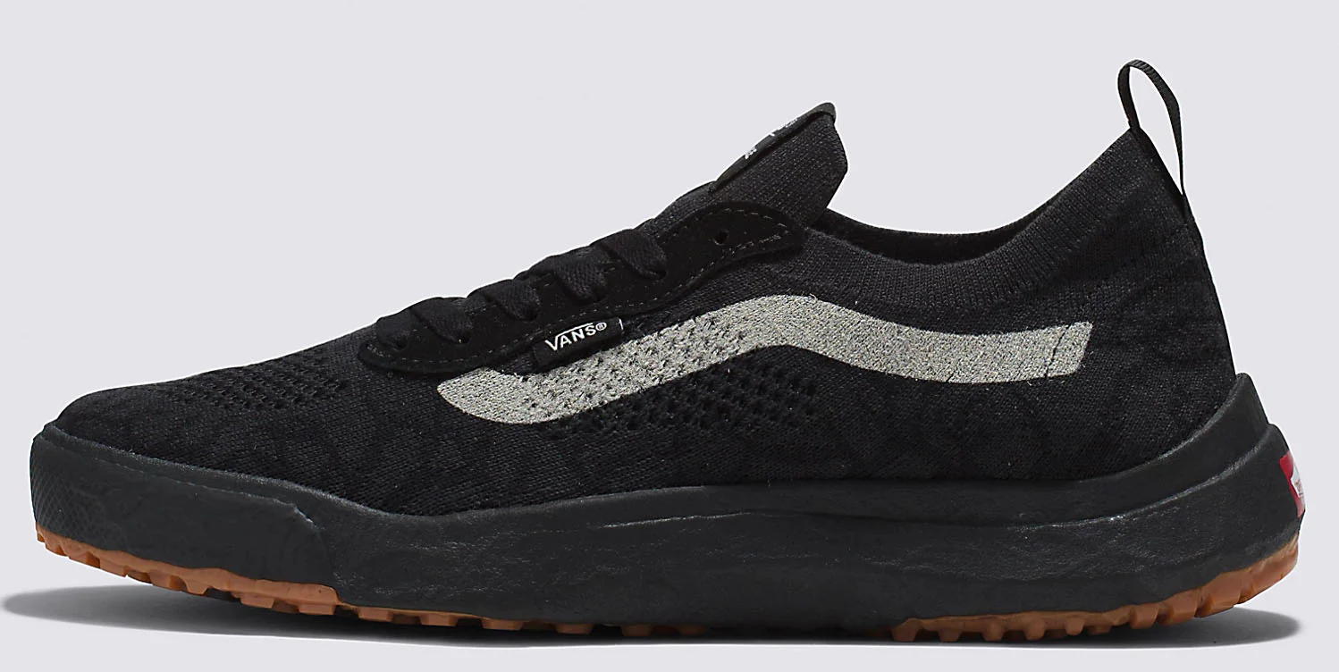 Vans - UltraRange VR3 Shoes | Black Pirate Black - Image 2